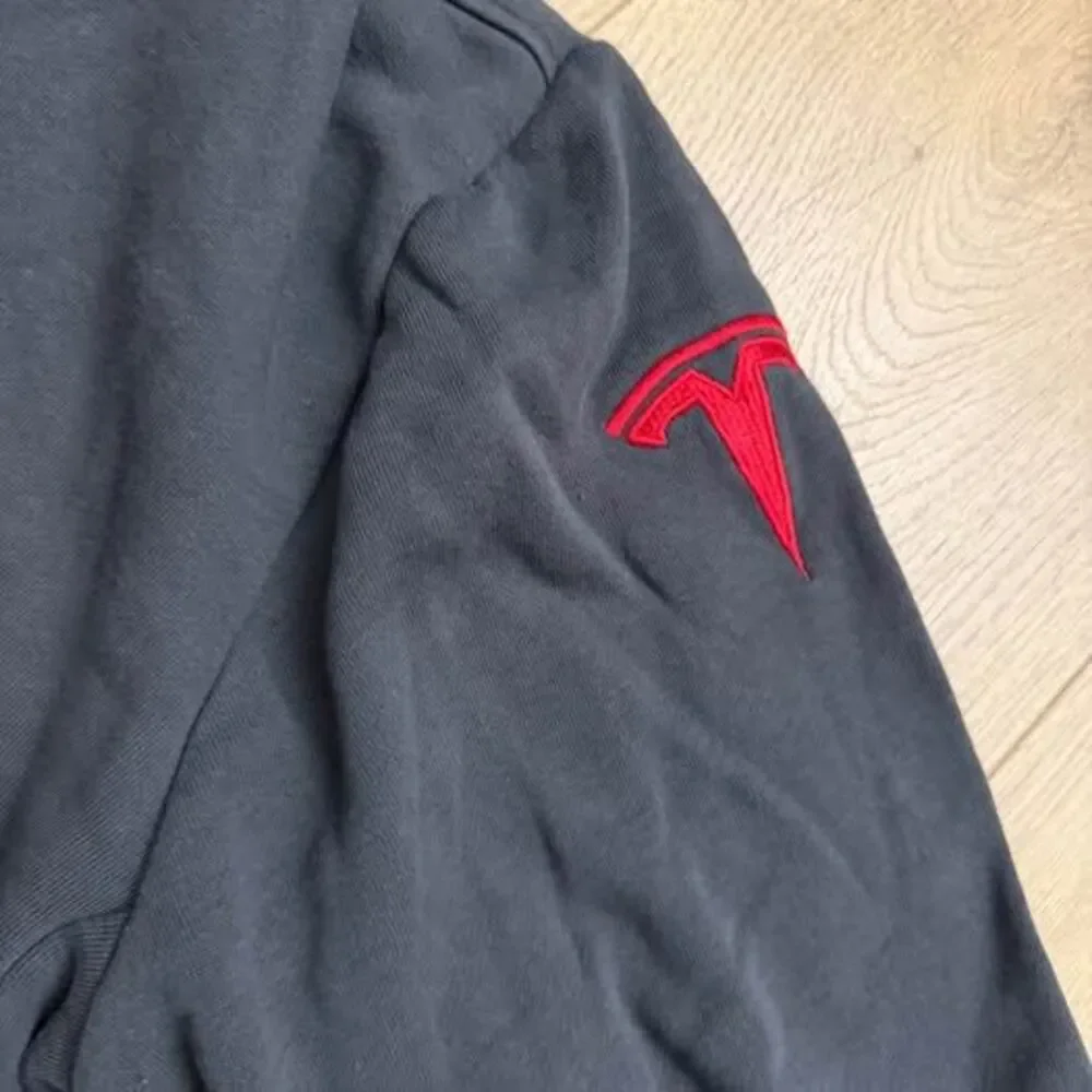 Tesla Embroidered Zip-Up Gray Hoodie size Small
